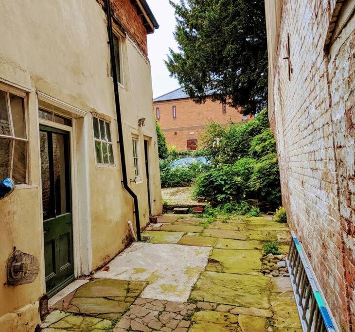 Medieval Roots And Harry Potter Townhouse - Hiking Near Ludlow Leominster Dış mekan fotoğraf